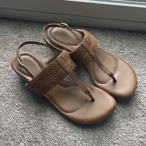 Dexflex Comfort Brown Woven Sandals